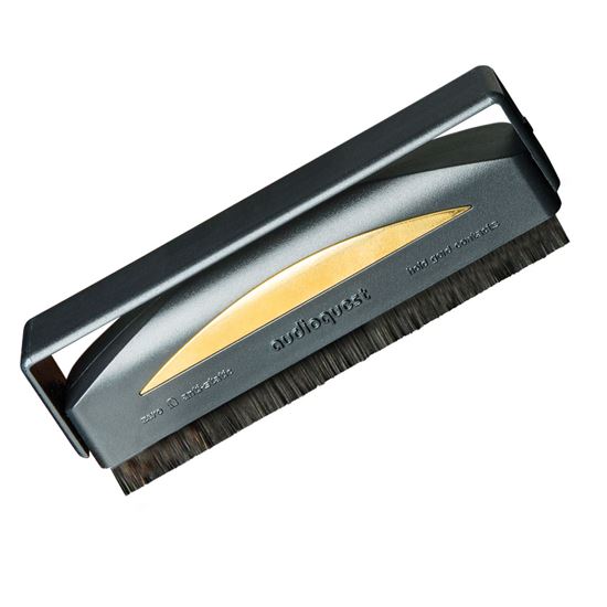 AUDIOQUEST Anti-static record brush. 1,248,000 Highly Conductive carbon  fibres
